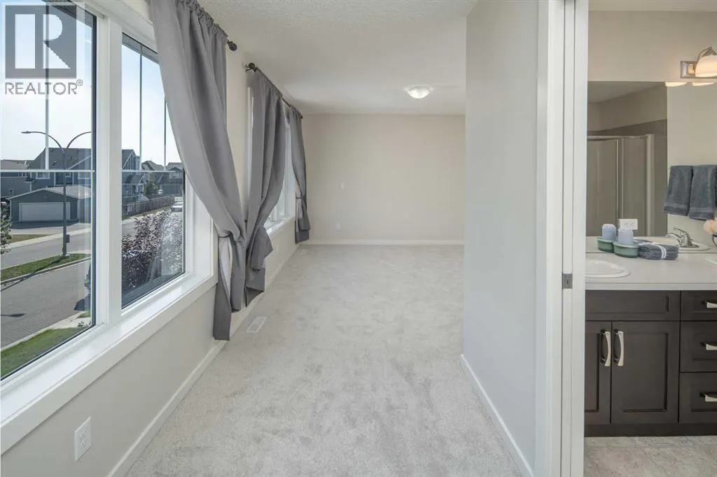 25 Marquis Place SE