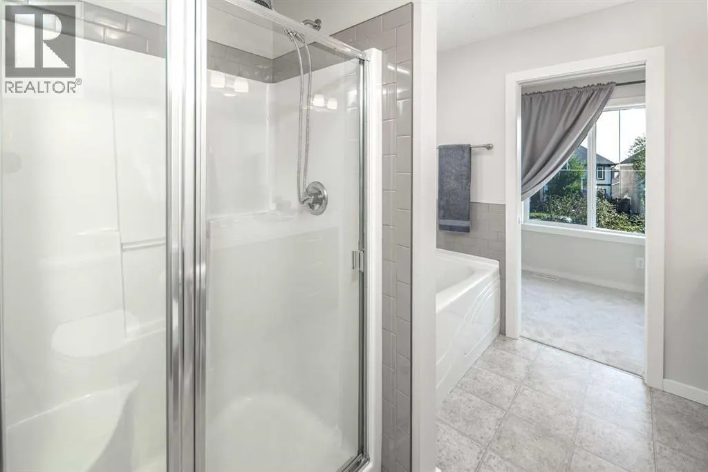 25 Marquis Place SE