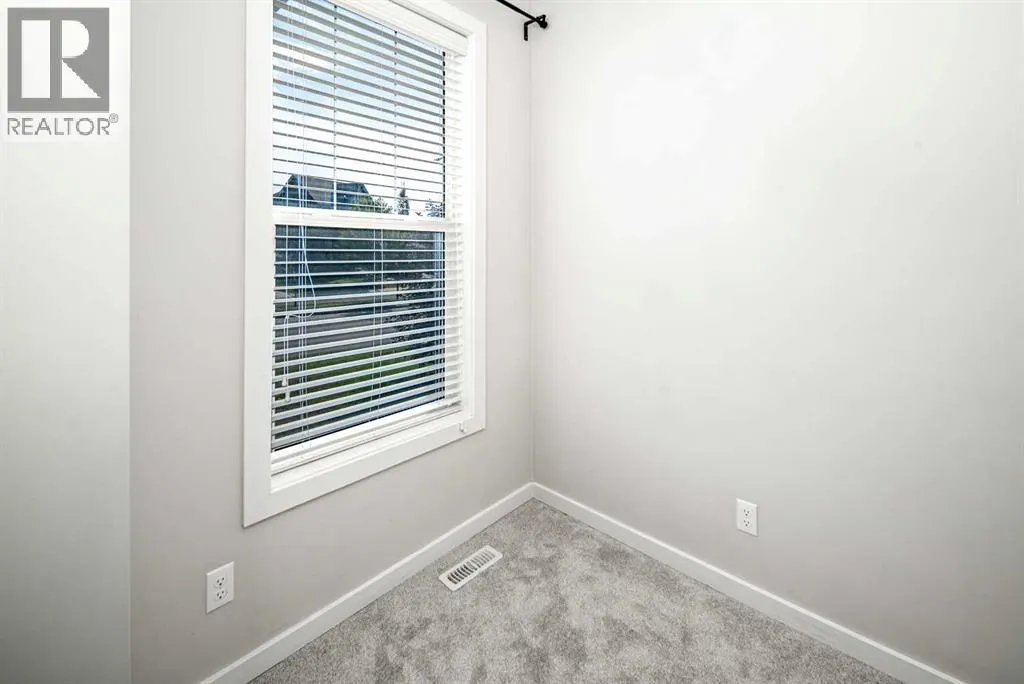25 Marquis Place SE