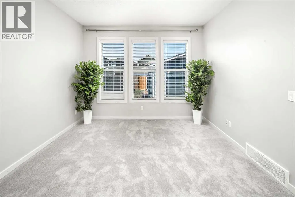 25 Marquis Place SE
