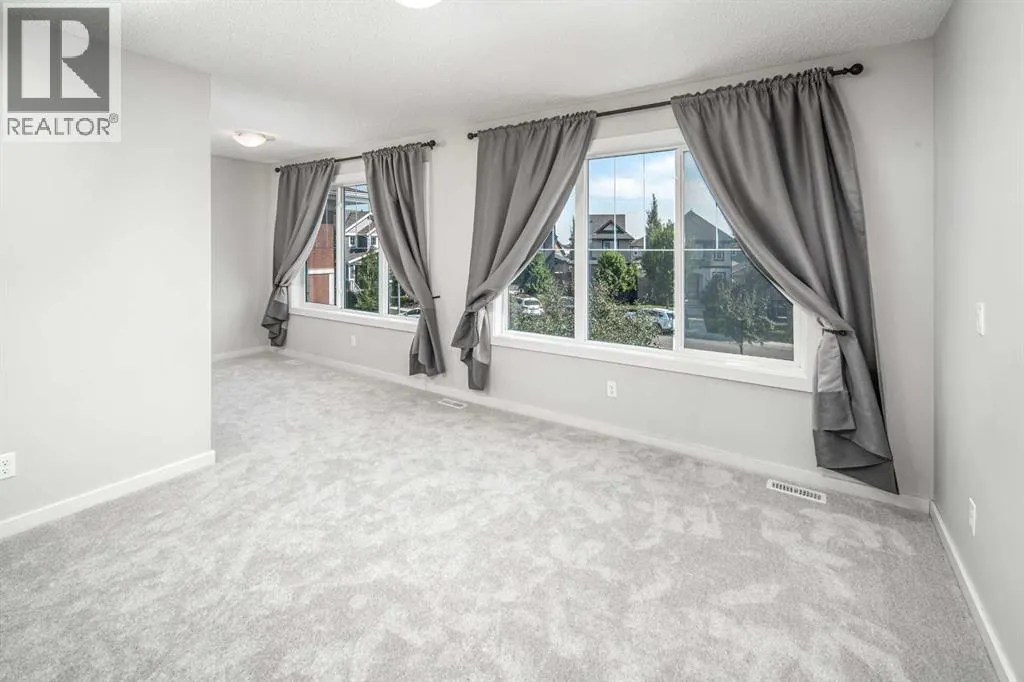 25 Marquis Place SE