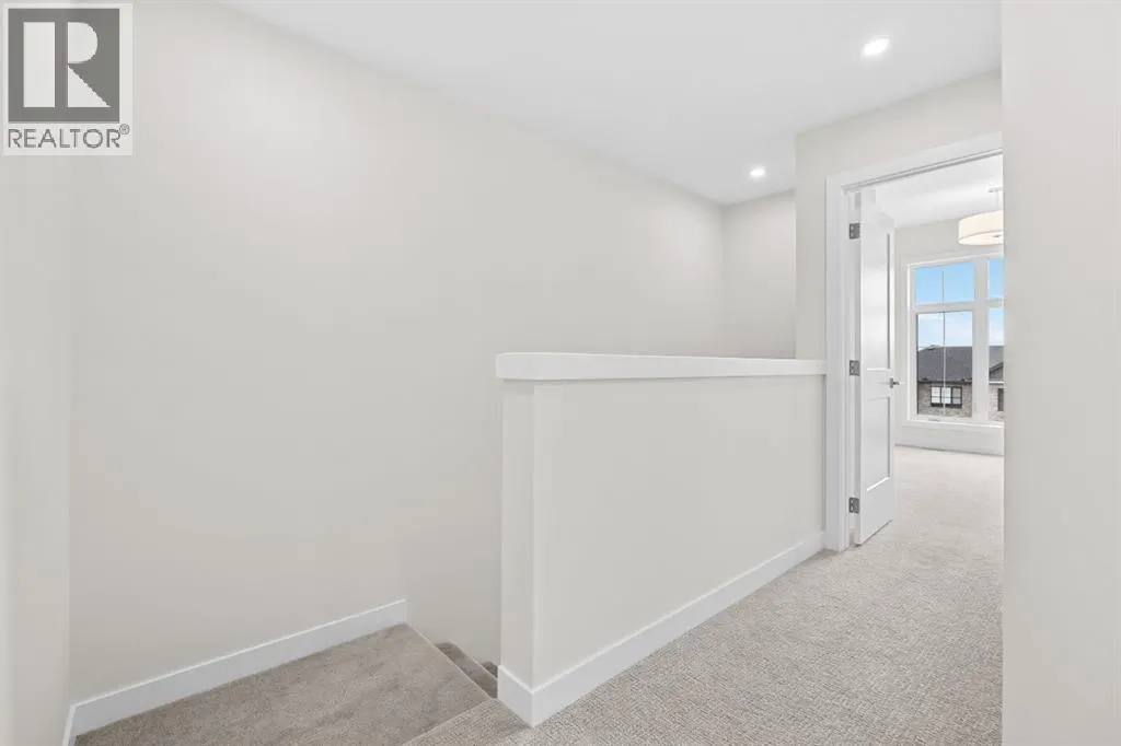124 Greenwich Drive NW