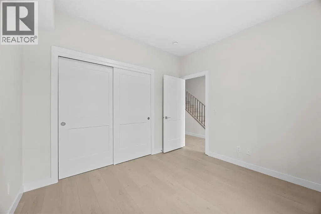 124 Greenwich Drive NW