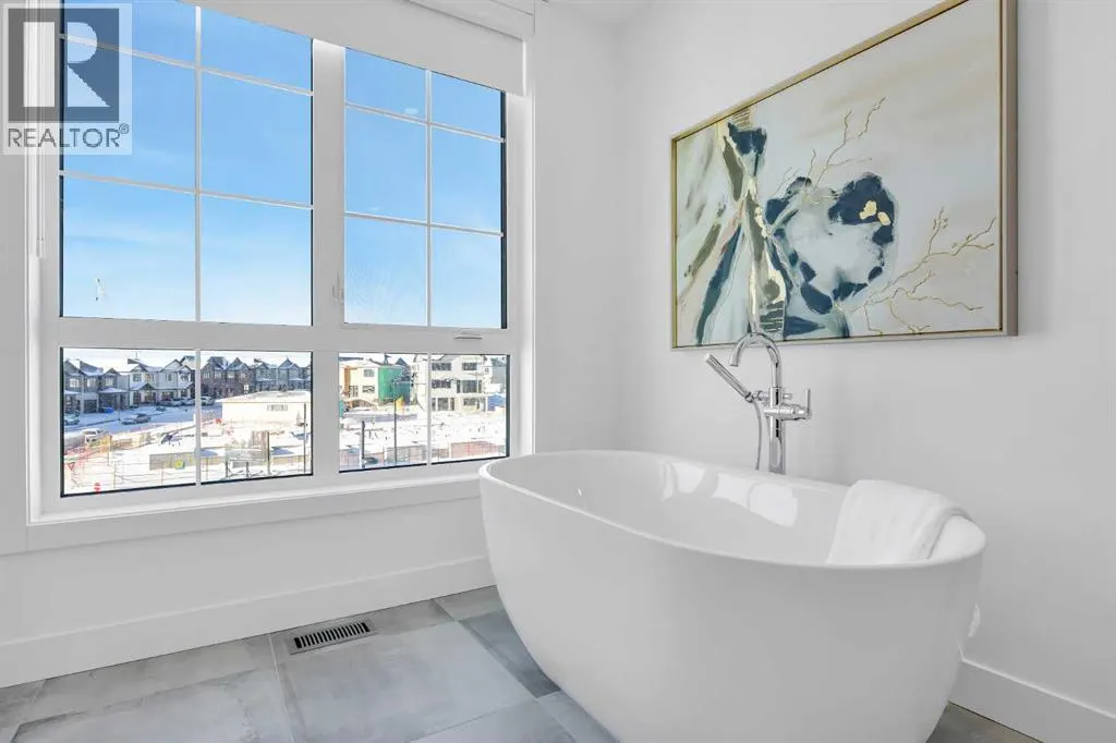 133 Greenwich Common NW