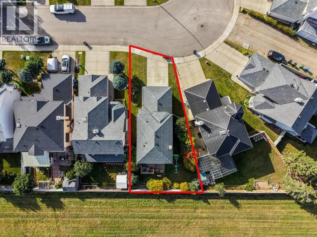 92 Del Ray Close NE