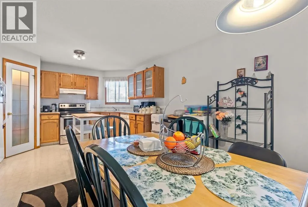 92 Del Ray Close NE