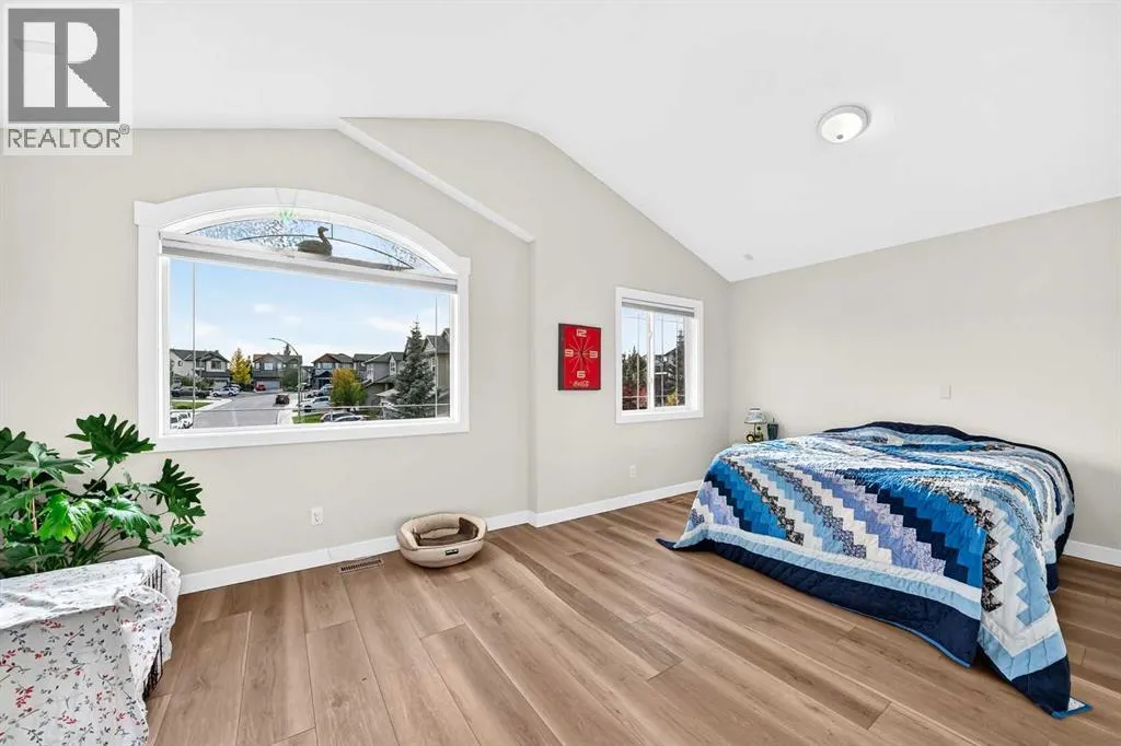 14 Westmount Way