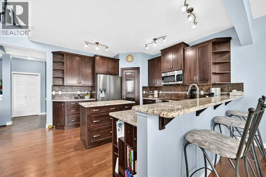 14 Westmount Way