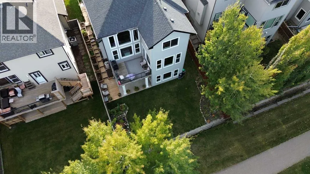 14 Westmount Way