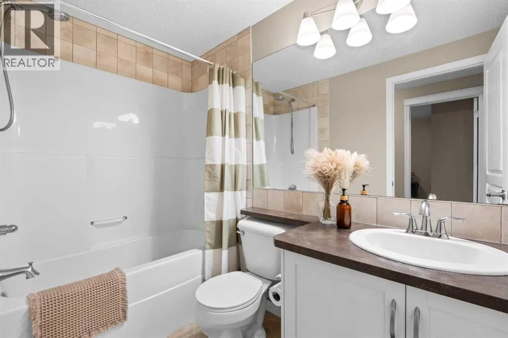 38 Auburn Bay Gardens SE