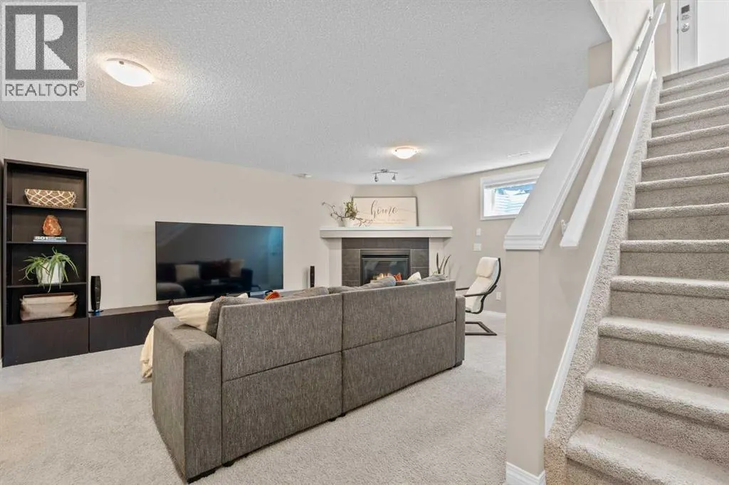 38 Auburn Bay Gardens SE