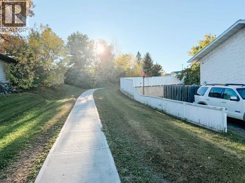 113 Beaconwood Place