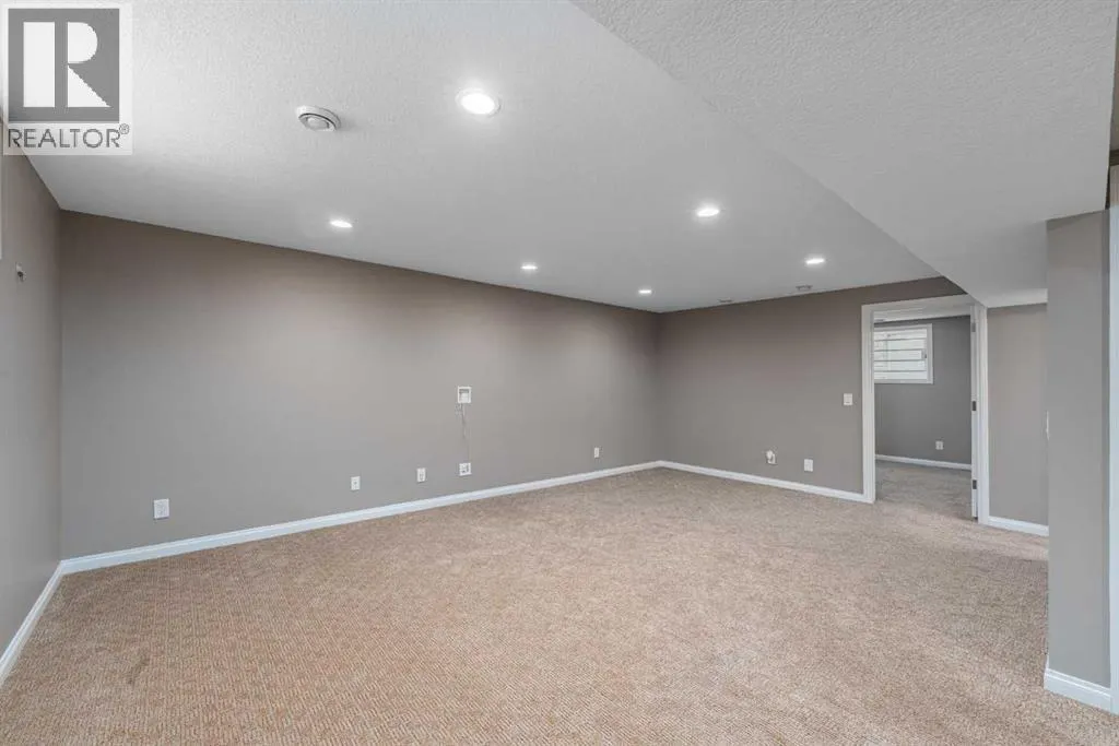 236 Edgebrook Gardens NW