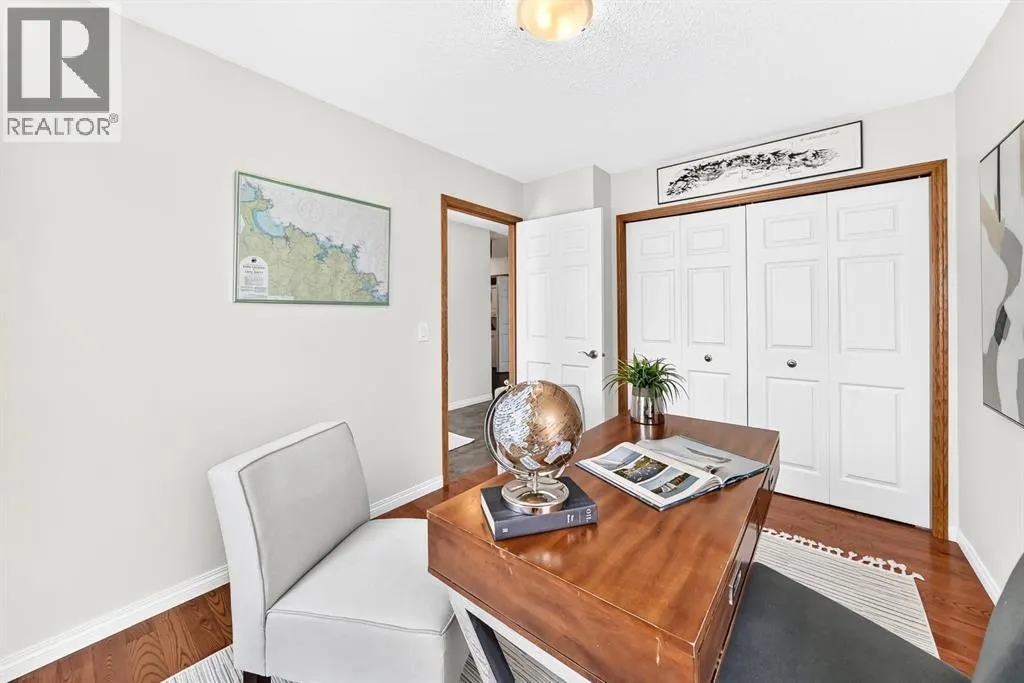 157 Hawkstone Manor NW