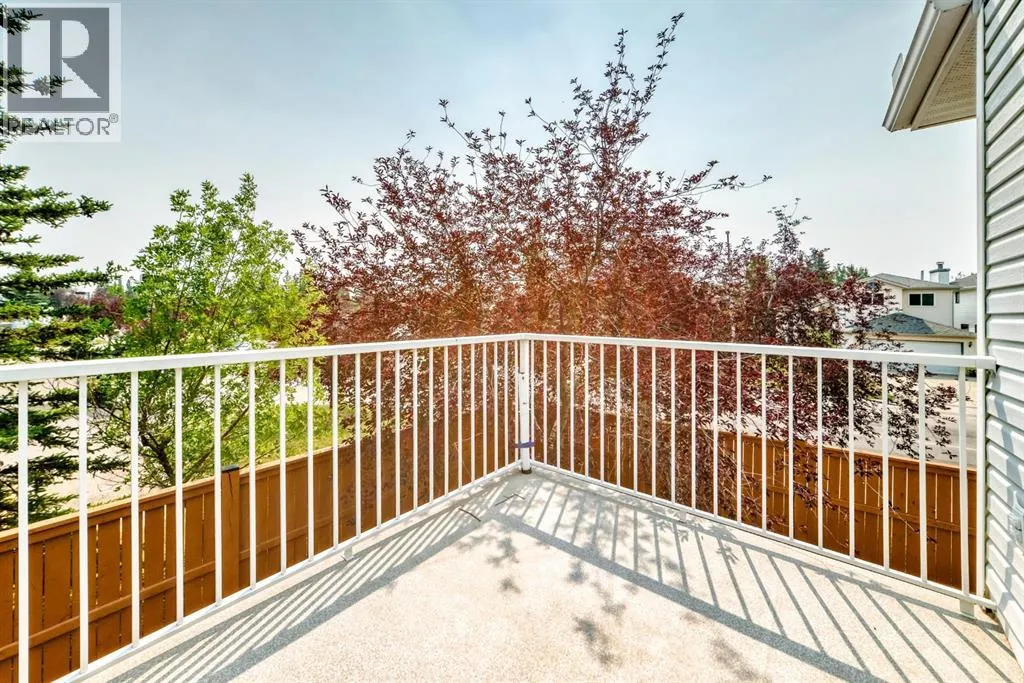 157 Hawkstone Manor NW