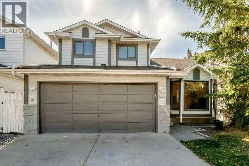 144 Hawkdale Close NW