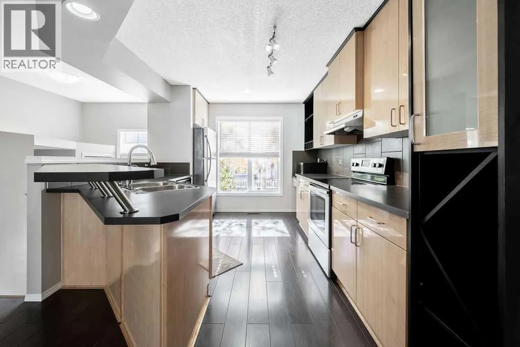 205 Toscana Gardens NW