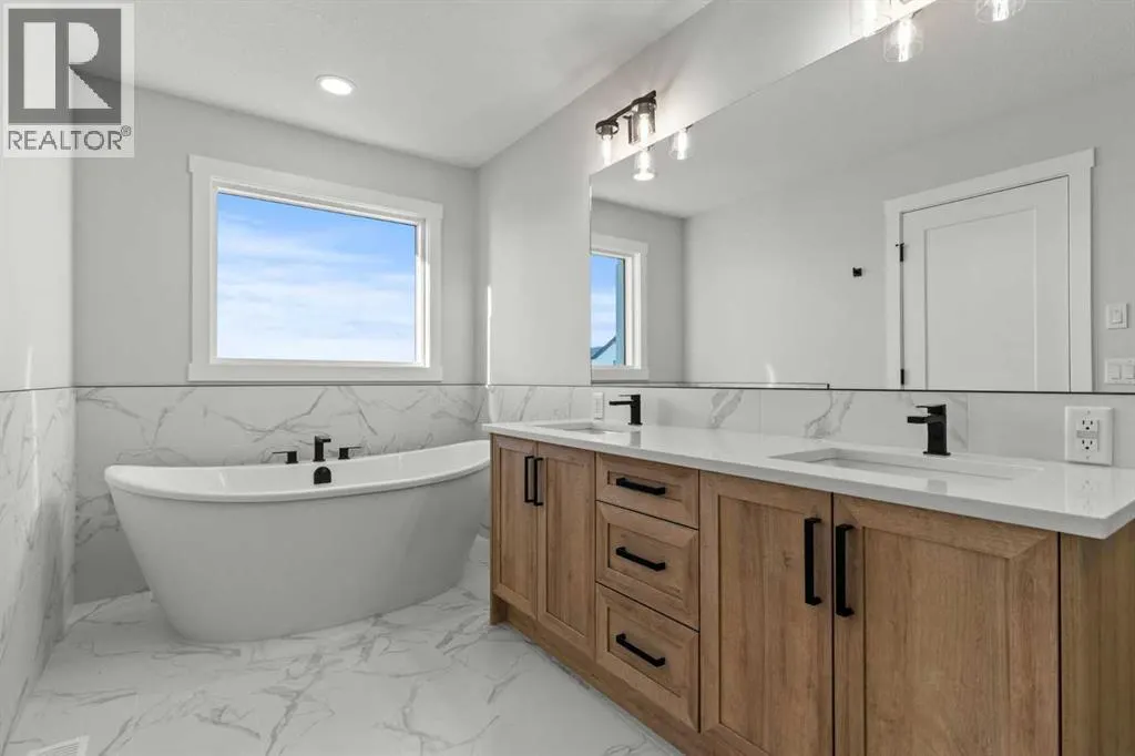 259 Kinniburgh Loop