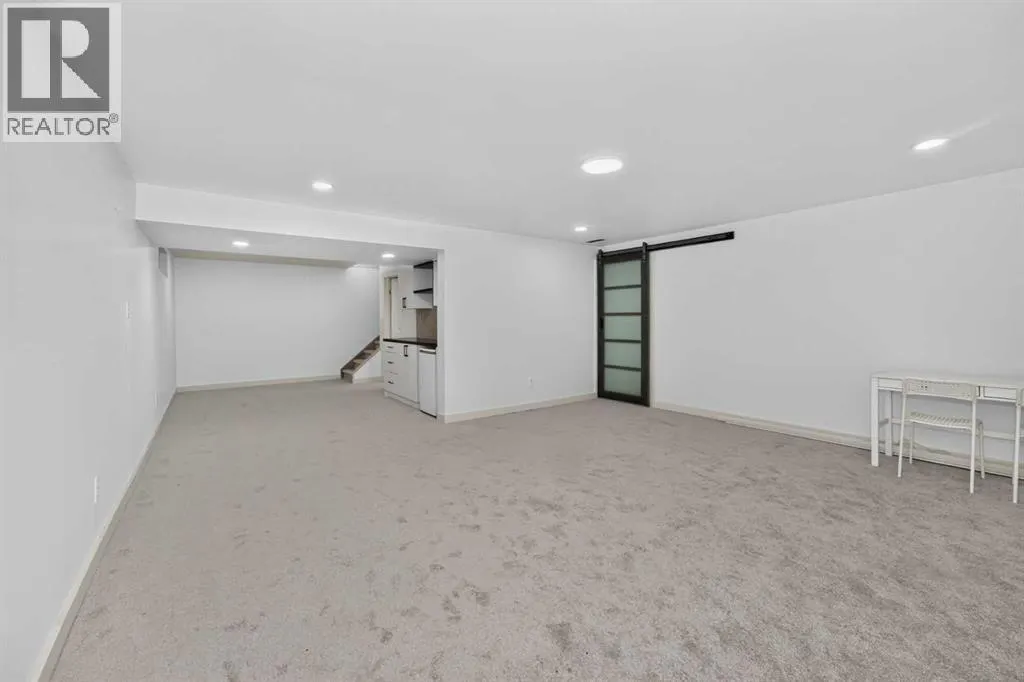 137 Douglas Glen Manor SE