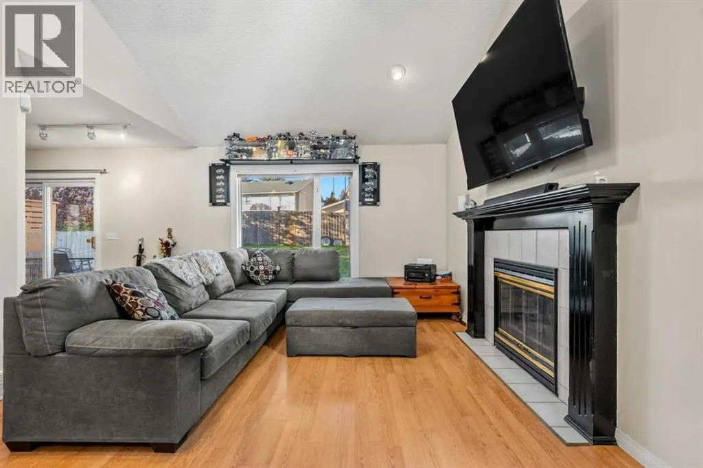 25 Sheep River Drive
