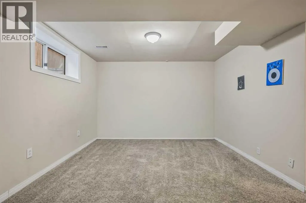 25 Sheep River Drive