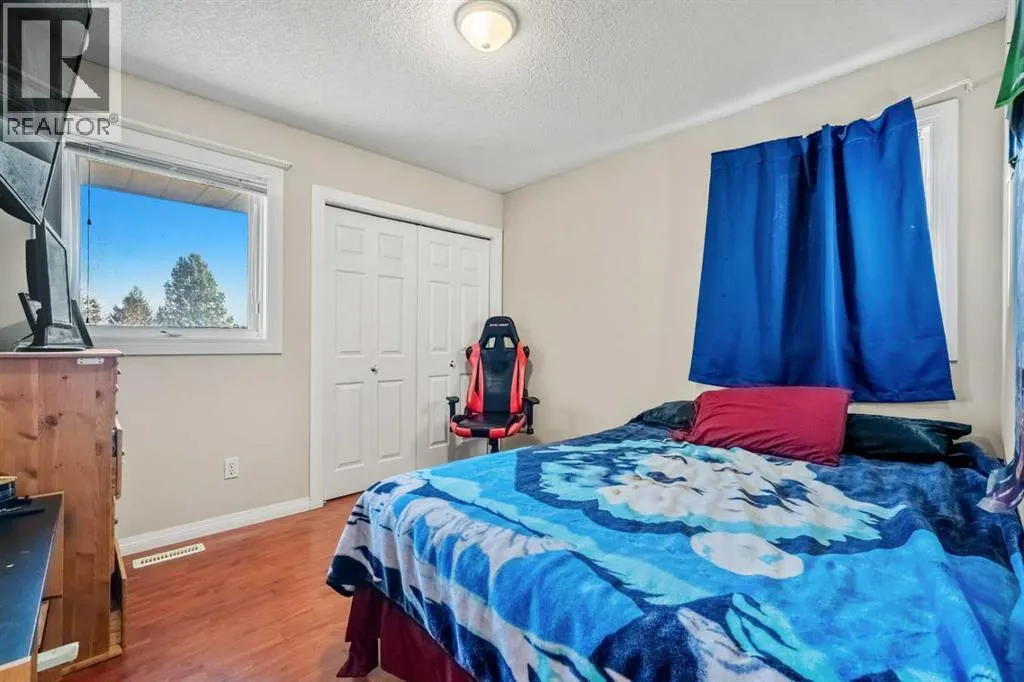 25 Sheep River Drive