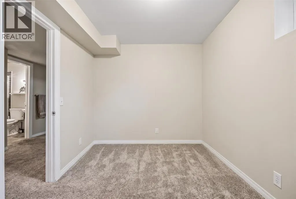 25 Sheep River Drive