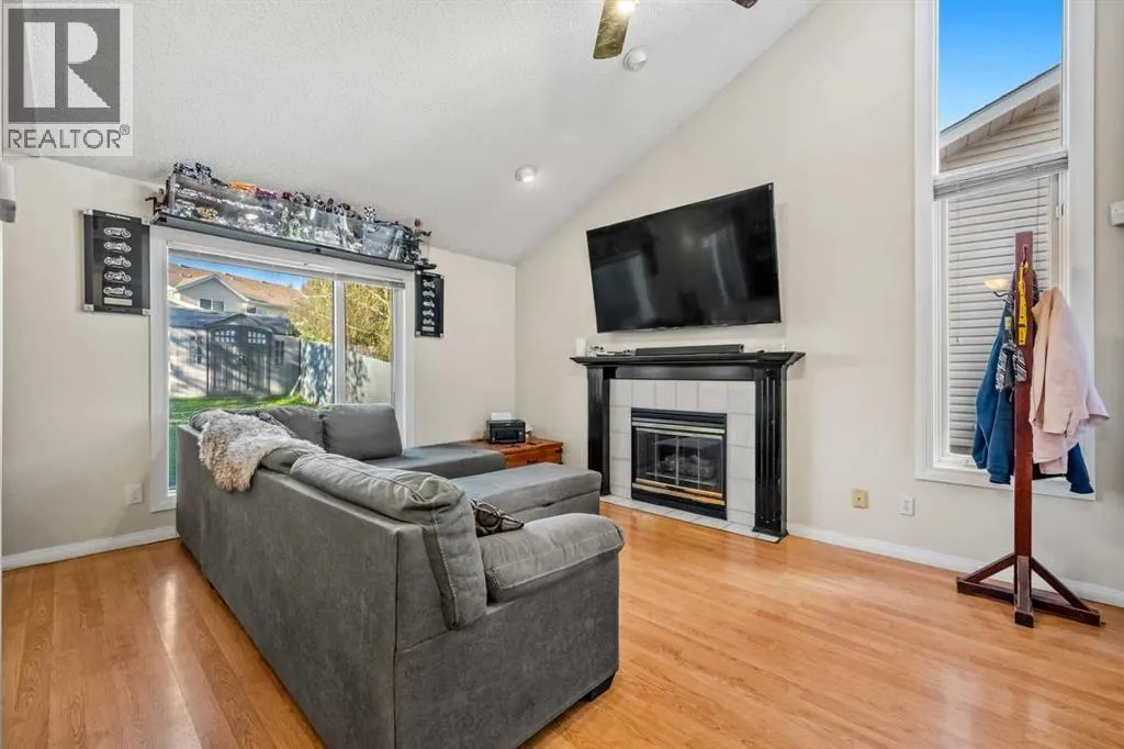 25 Sheep River Drive