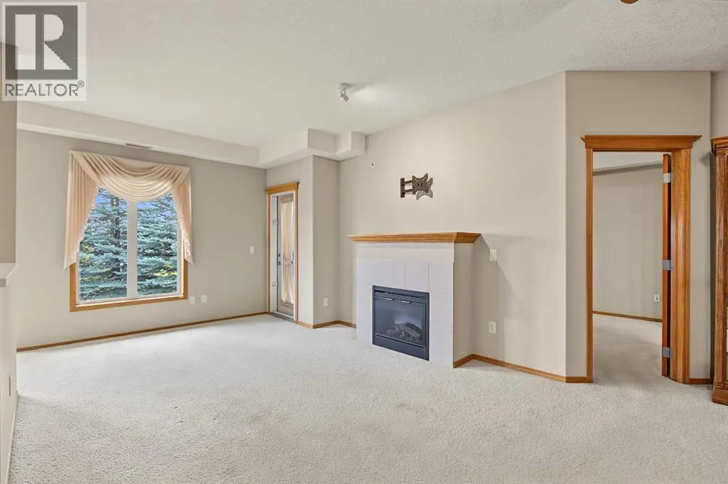 209, 15 Everstone Drive SW