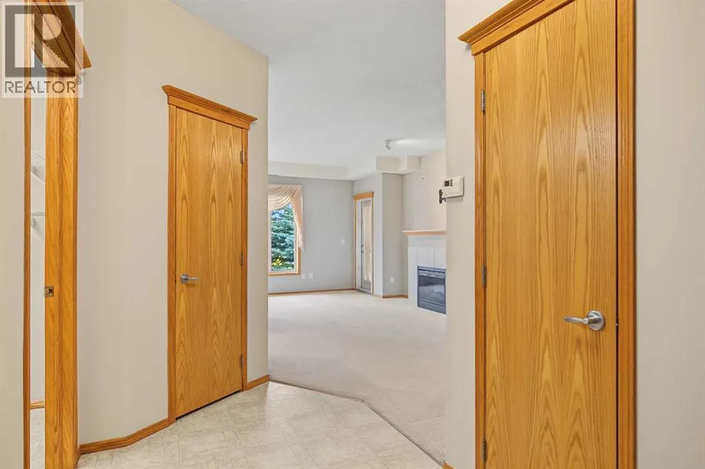 209, 15 Everstone Drive SW