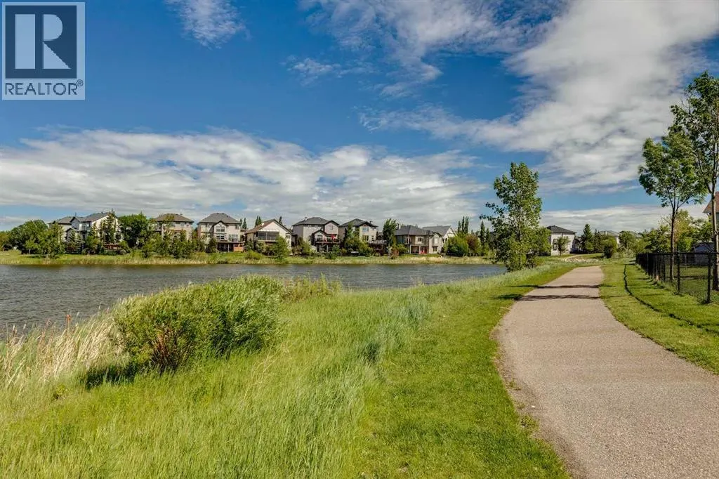 572 West Creek Point
