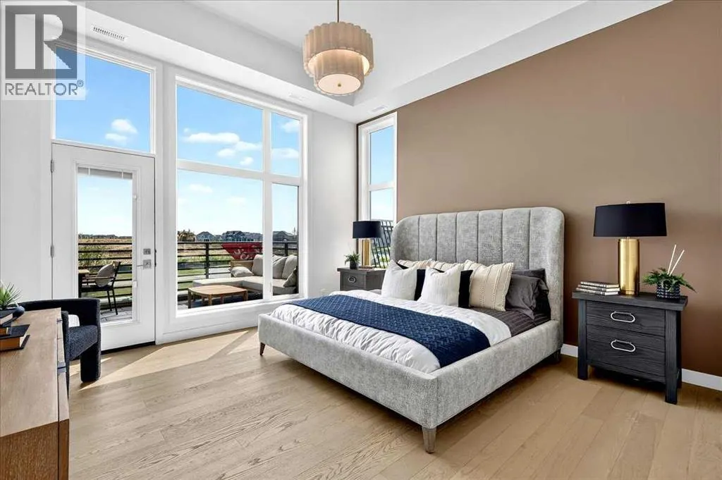 102, 140 Marina Cove SE