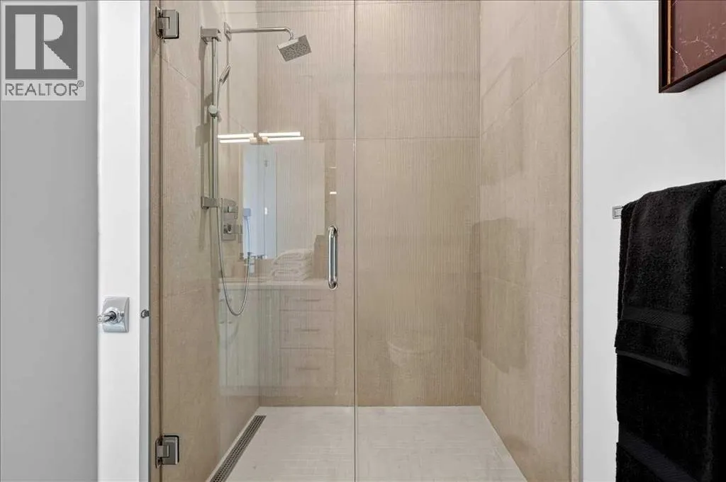 102, 140 Marina Cove SE