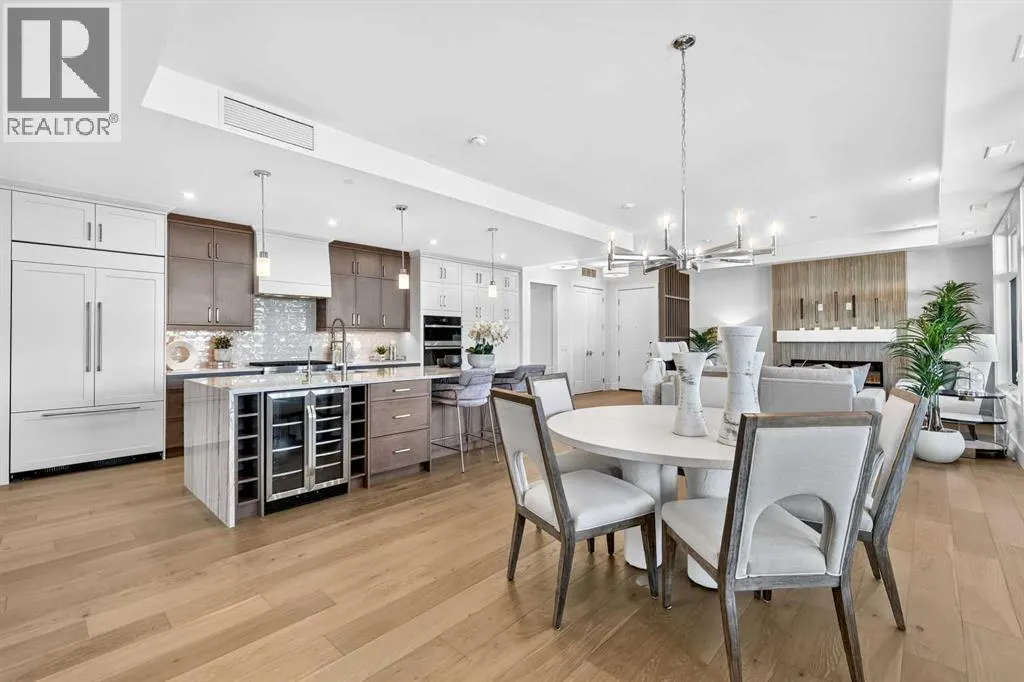 202, 140 Marina Cove SE