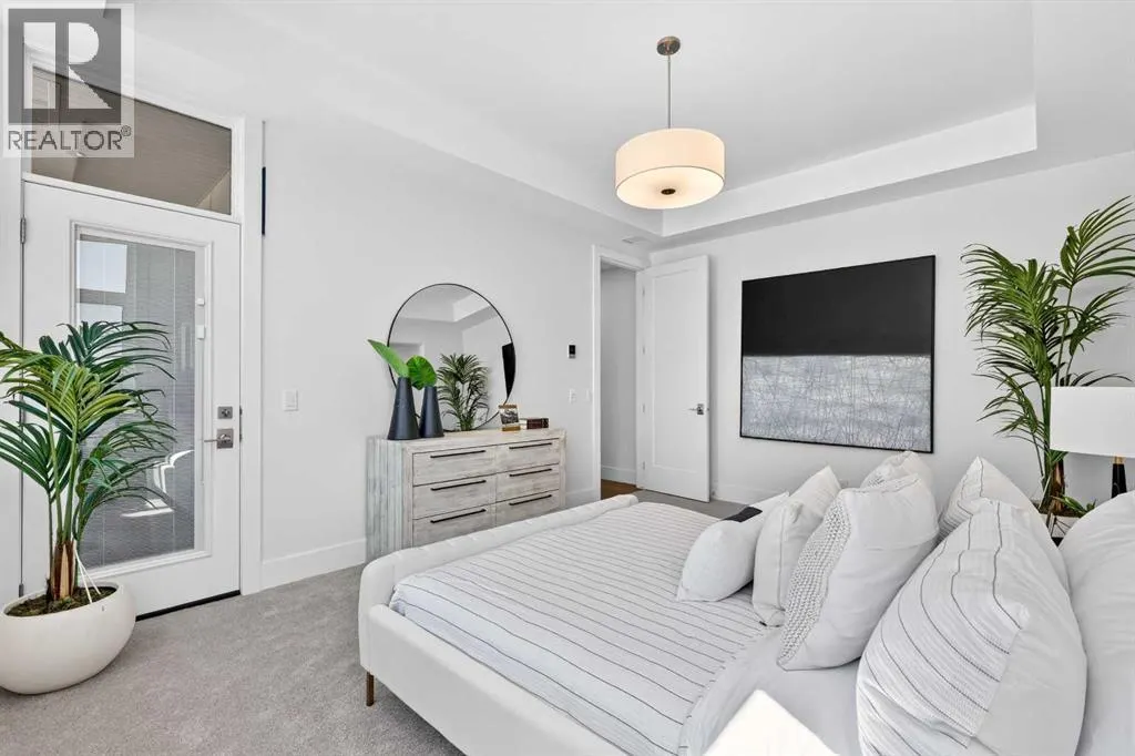 202, 140 Marina Cove SE