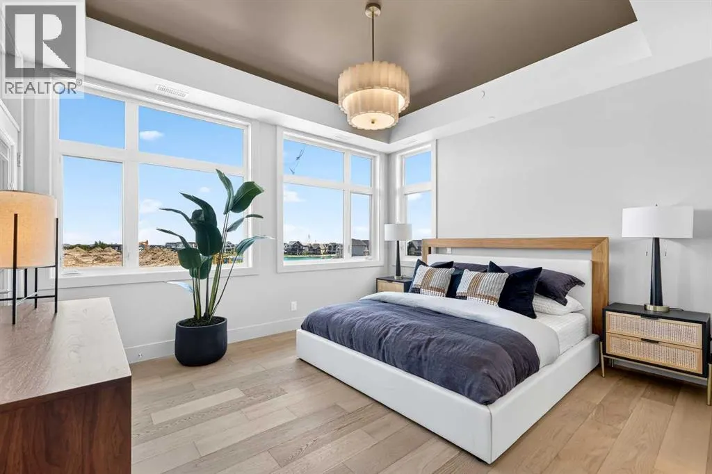 302, 140 Marina Cove SE