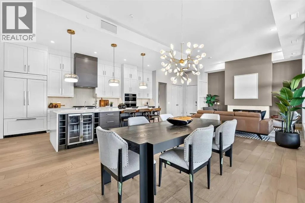 302, 140 Marina Cove SE