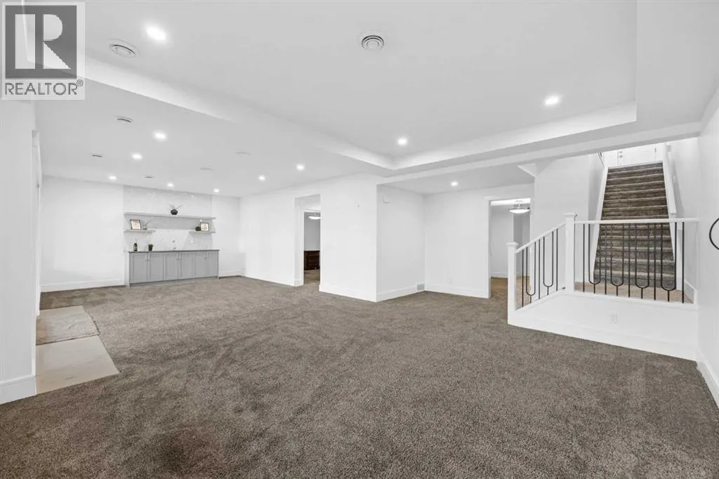351 Marina Landing SE