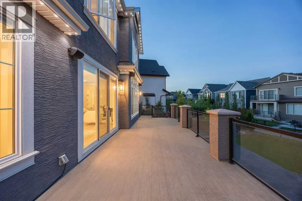 351 Marina Landing SE