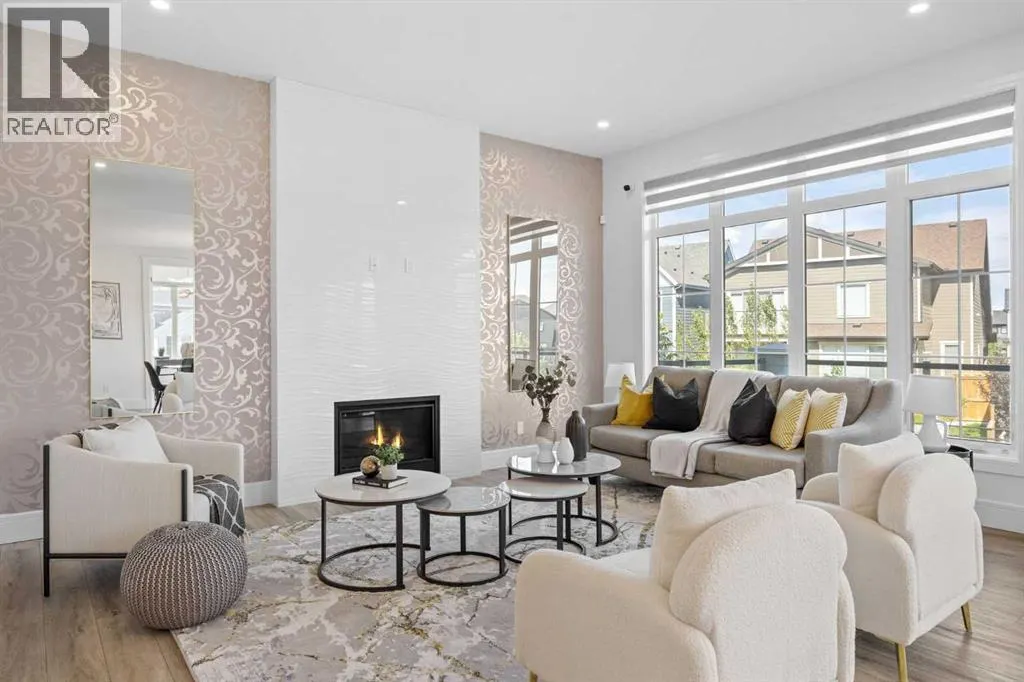 351 Marina Landing SE