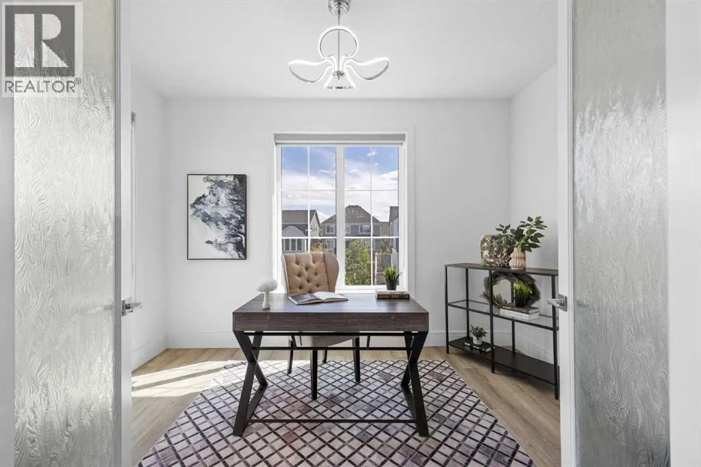 351 Marina Landing SE