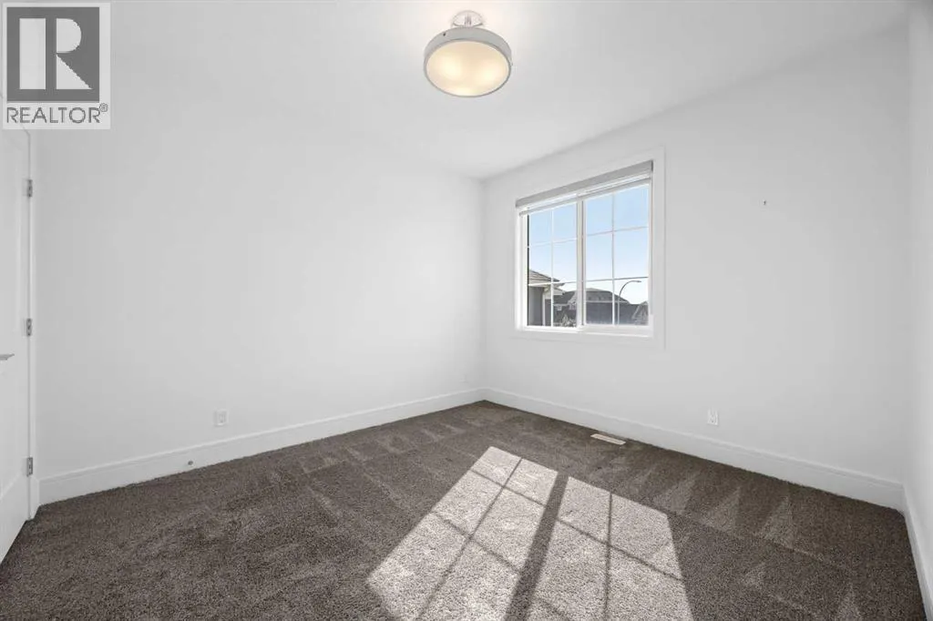 351 Marina Landing SE