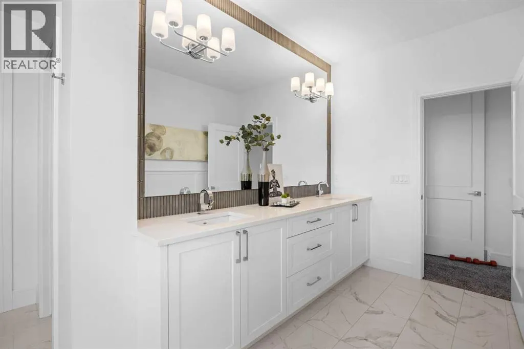 351 Marina Landing SE