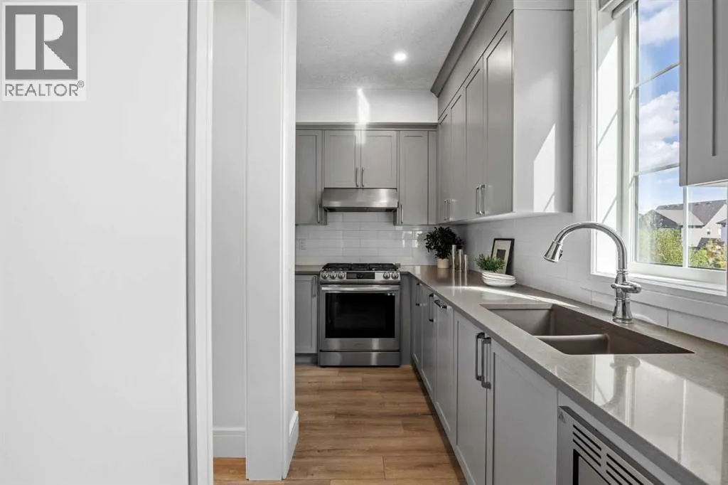 351 Marina Landing SE