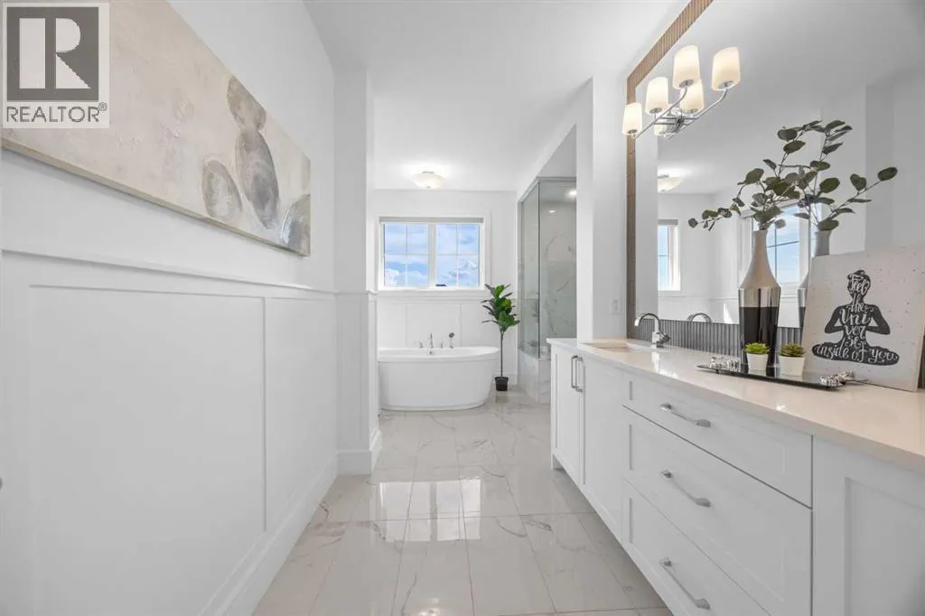 351 Marina Landing SE