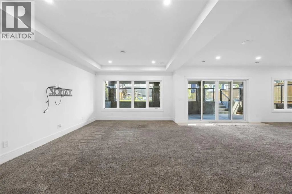 351 Marina Landing SE