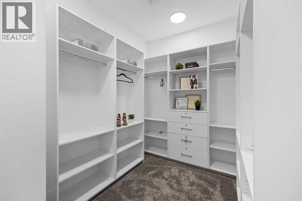 351 Marina Landing SE
