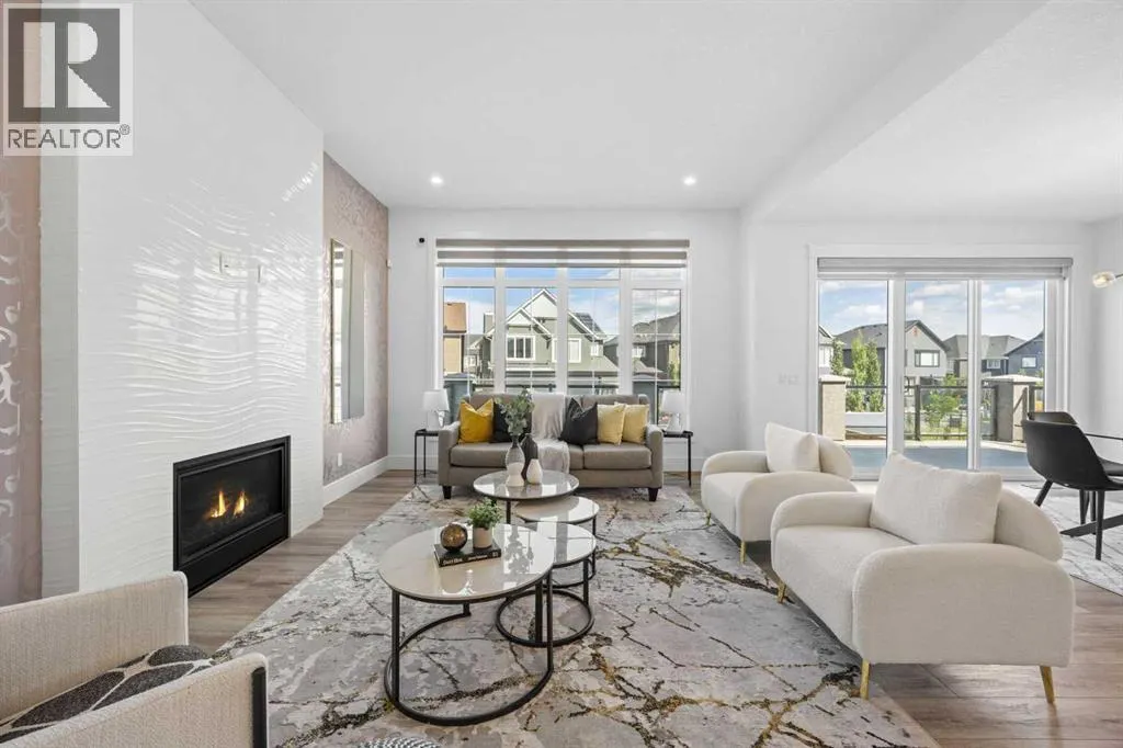 351 Marina Landing SE