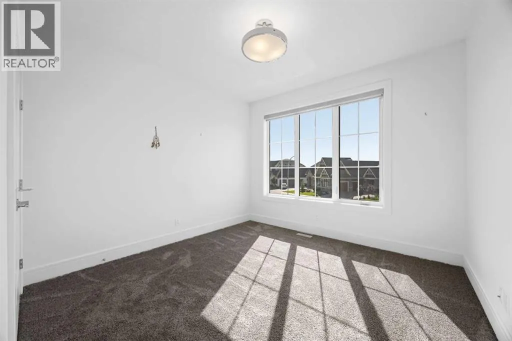 351 Marina Landing SE