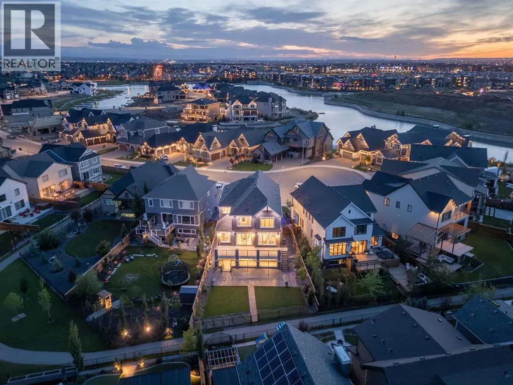 351 Marina Landing SE
